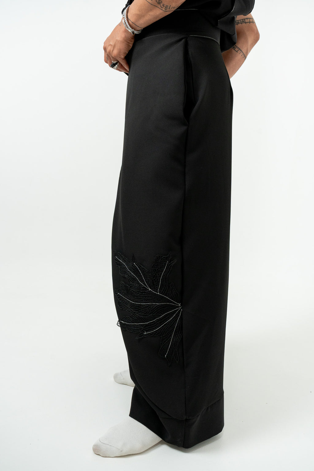 Pantaloni Alati