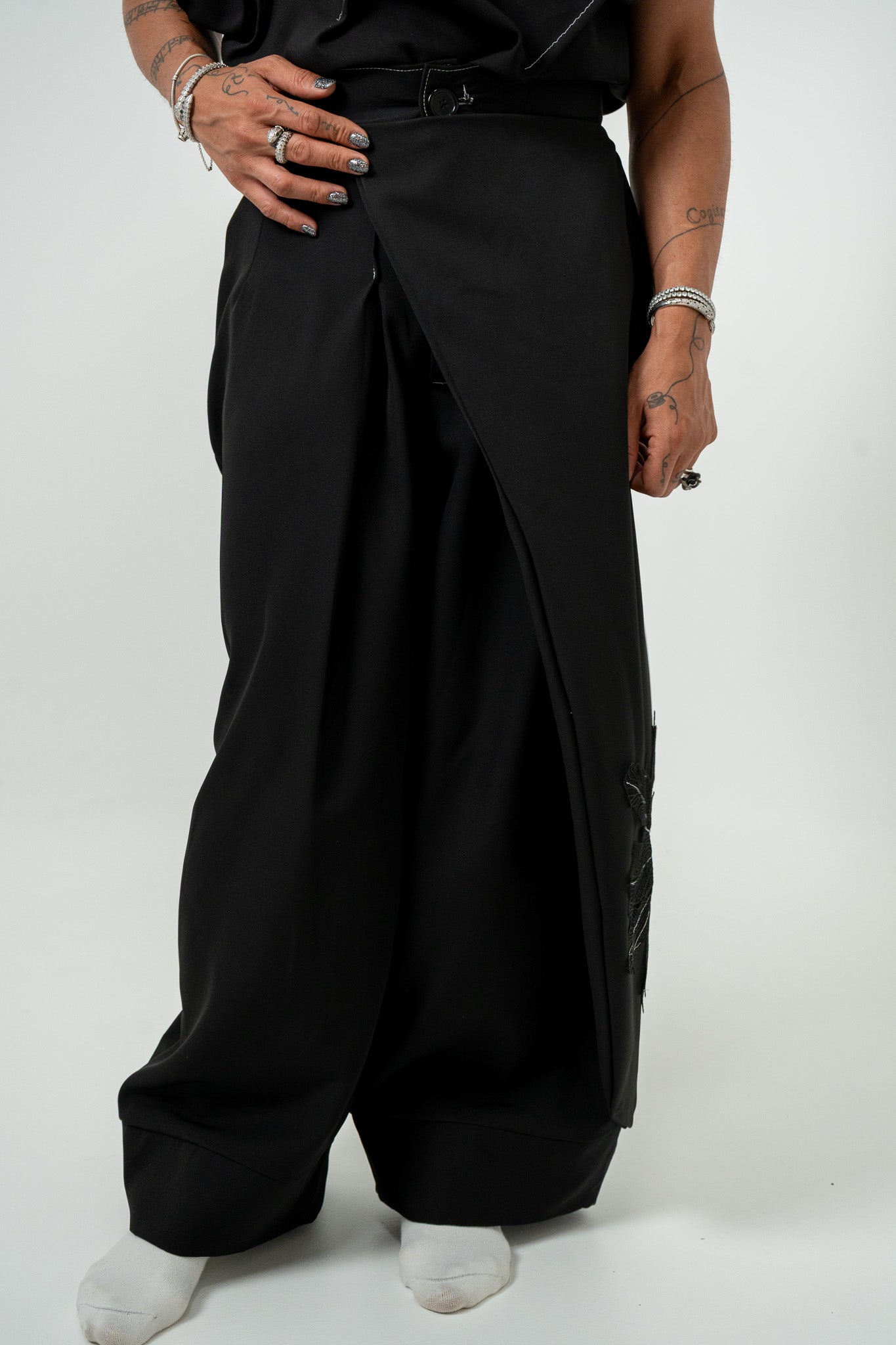 Pantaloni Alati